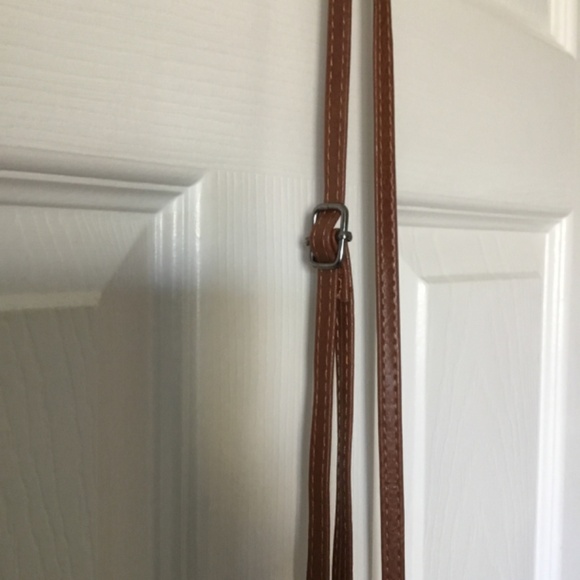NWOT Crossbody/Phone Bag - Picture 4 of 9